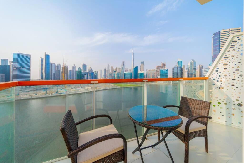 Millennium Binghatti, Business Bay - Mint Stay Dubái Exterior foto